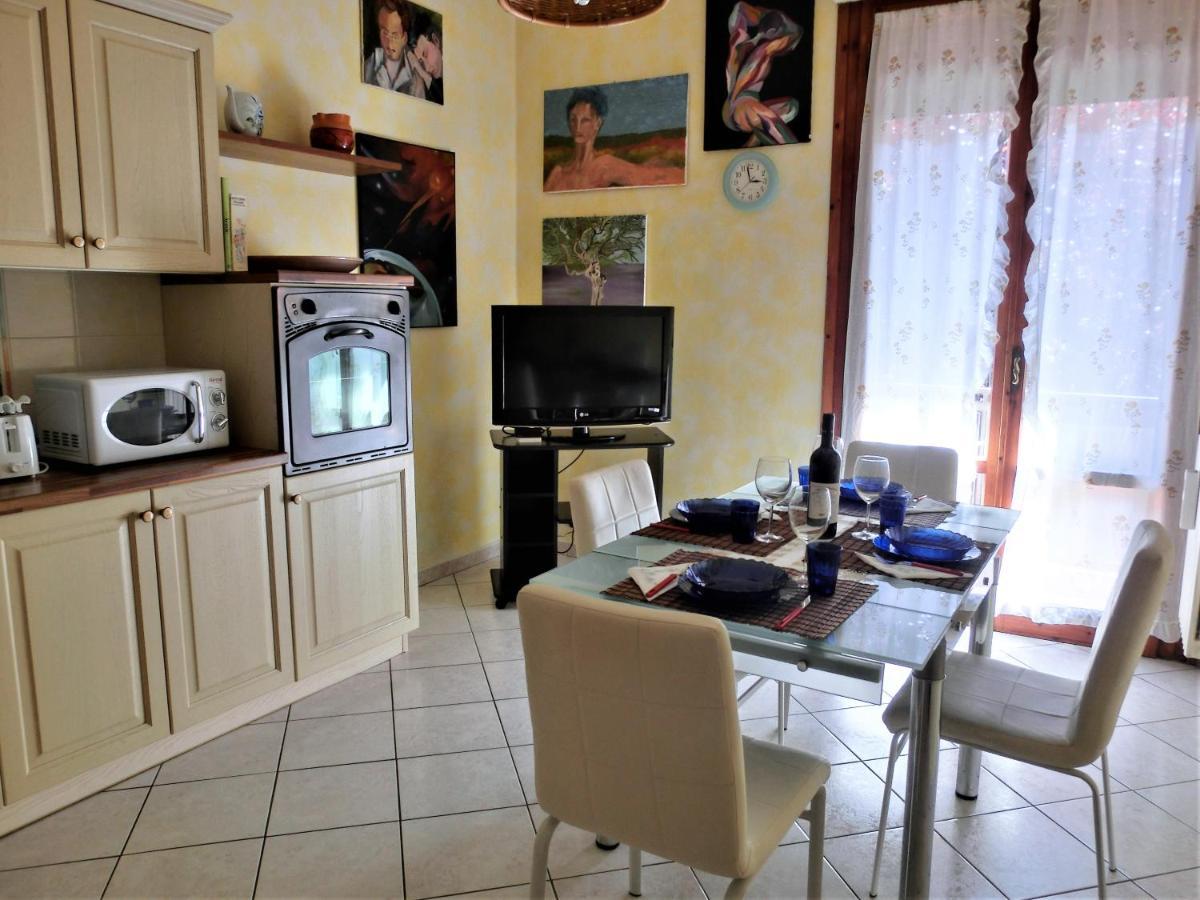 Casa Di Giada Appartamento Luminoso A Due Passi Dalla Tramvia Per Firenze Scandicci Buitenkant foto